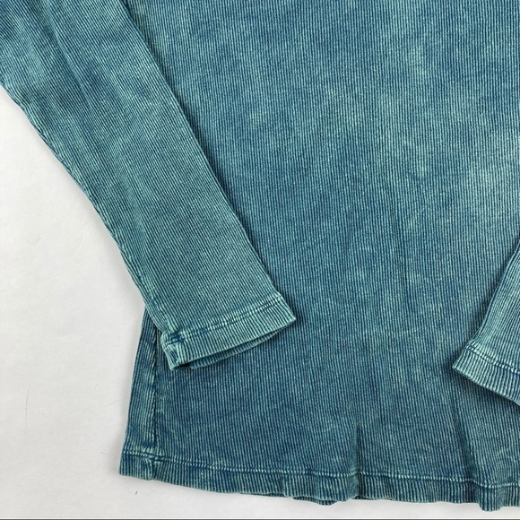 One World Tshirt Womens Medium Petite Green Ribbed Stones Long Sleeve - Picture 7 of 7